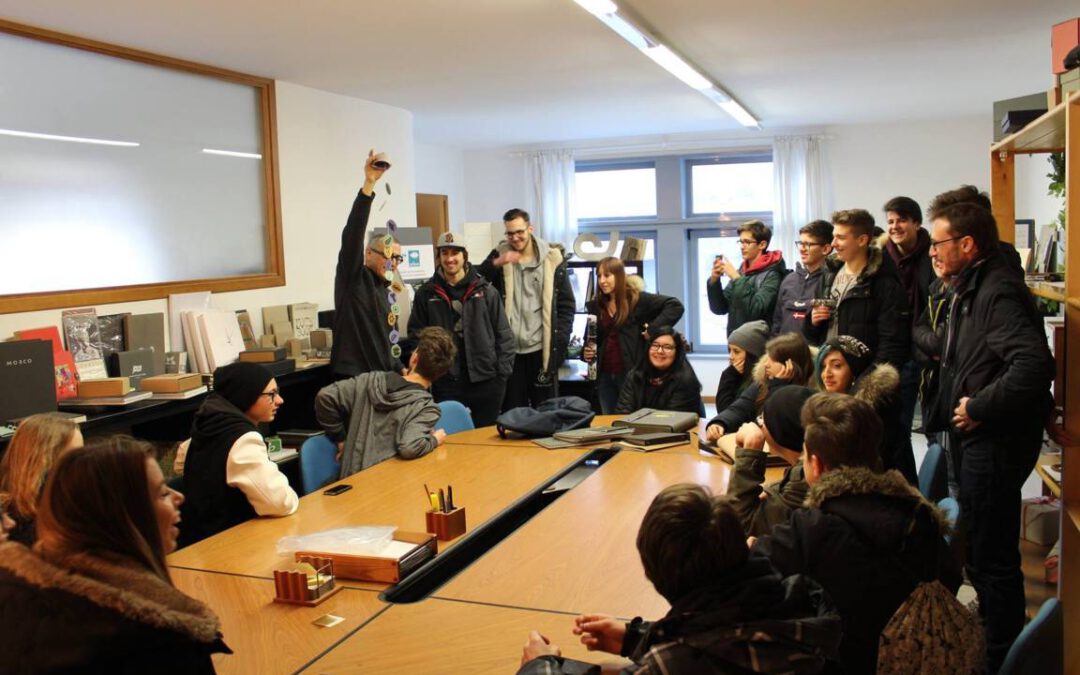 TG BASSANO tells of a school’s visit to Arbos.