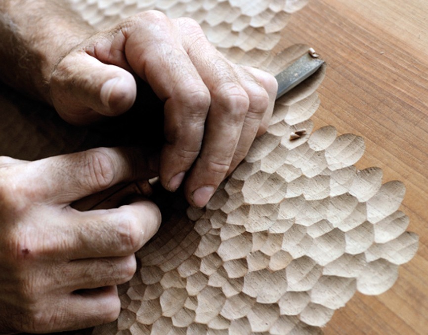 Treeplastic wood craftsmanship.